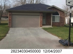 auction-2544616308-HOMAN-AVE-.jpg